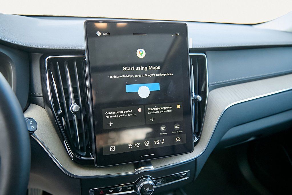 2026 VOLVO XC60 - Image 16