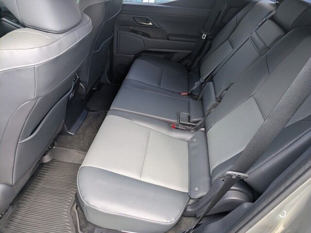 2024 Lexus GX 550 photo 12