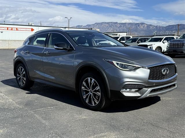 2018 INFINITI QX30 Essential