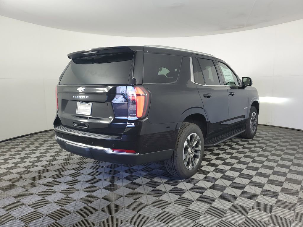 2026 Chevrolet Tahoe LS photo 4