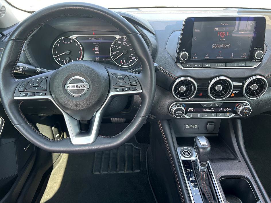 2020 Nissan Sentra SR photo 17