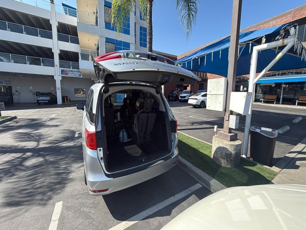 2018 Honda Odyssey EX photo 4