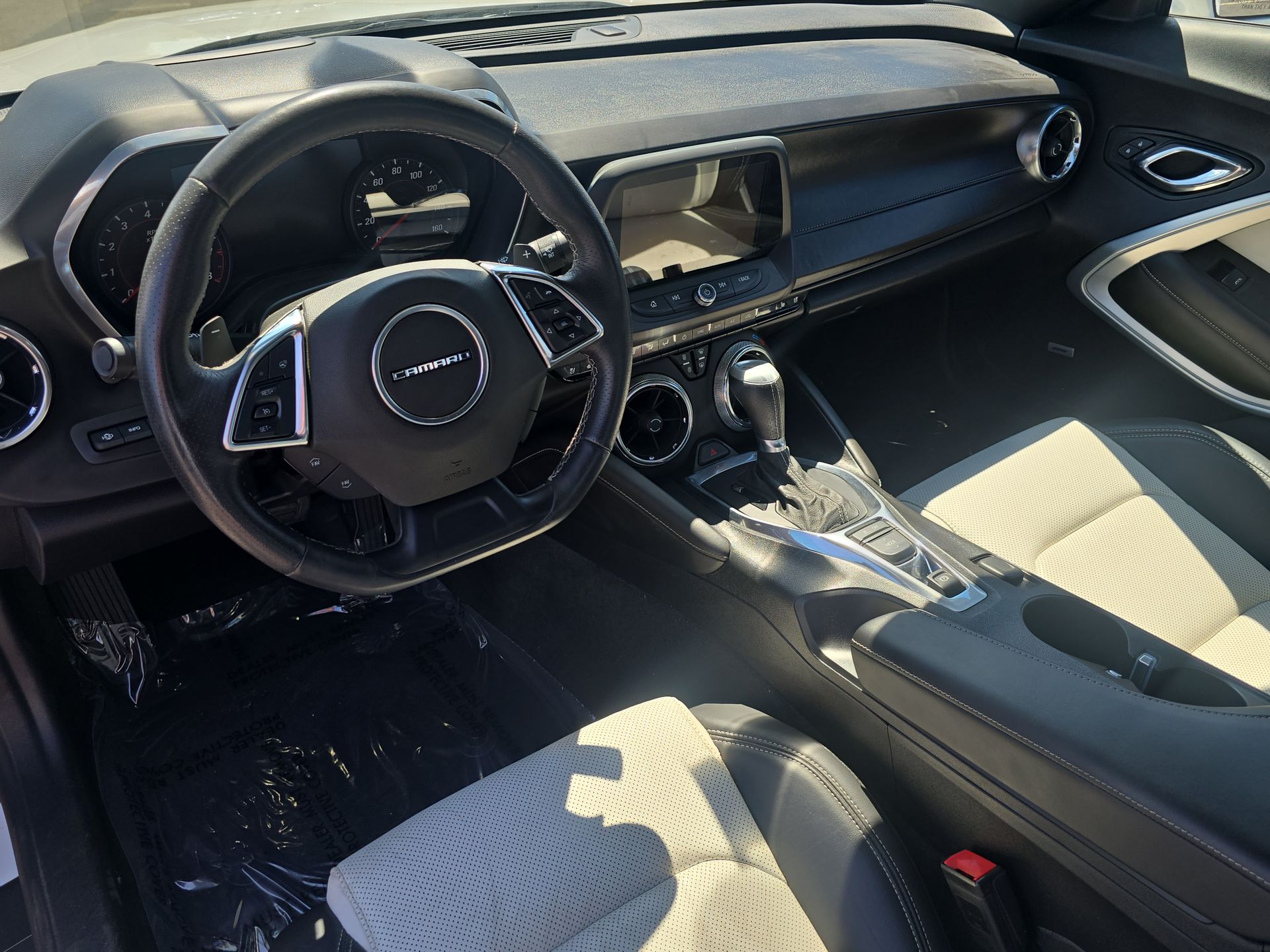 2016 Chevrolet Camaro 2LT photo 46