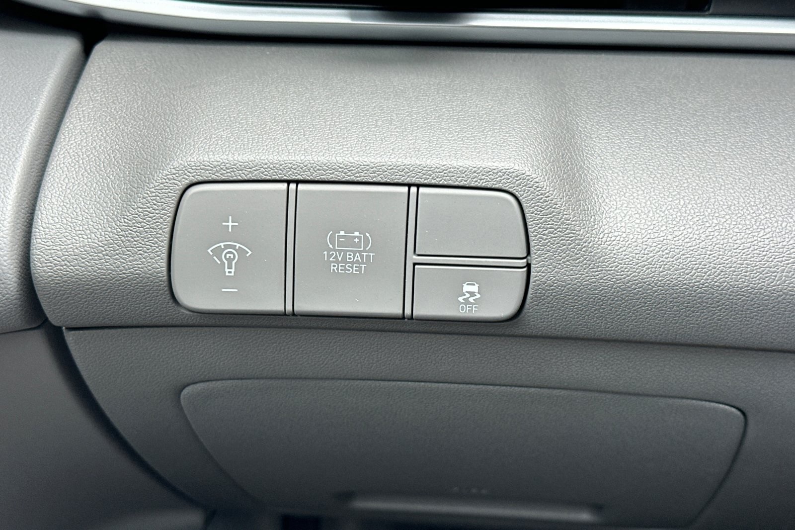 2025 Hyundai Elantra Hybrid Blue photo 27