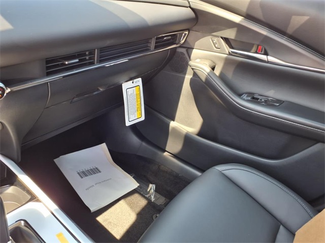 2025 Mazda CX-30 2.5 S Preferred photo 13