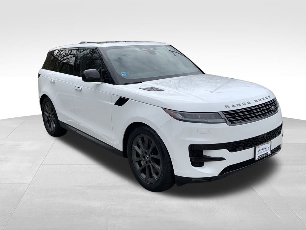 2025 Land Rover Range Rover Sport P360 S photo 3