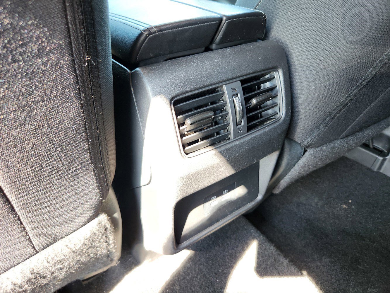 2023 Nissan Rogue SV photo 28