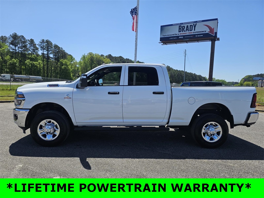 2025 Ram 2500 Tradesman photo 4
