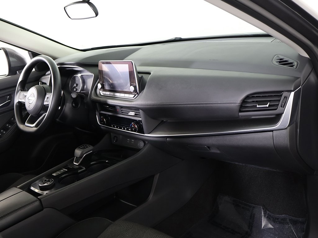 2024 Nissan Rogue SV photo 24