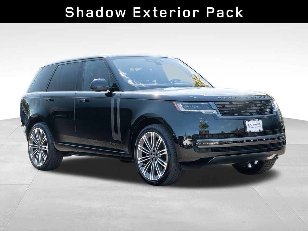 2023 Land Rover Range Rover SE photo 3
