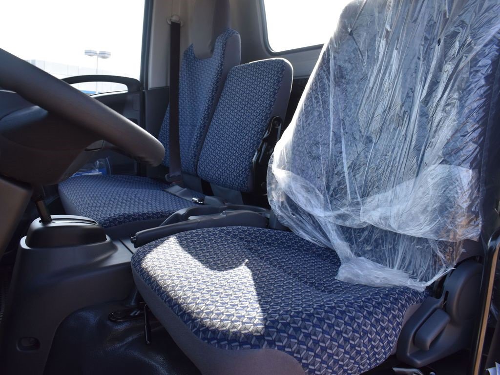 2025 Chevrolet Silverado 4500HD photo 4