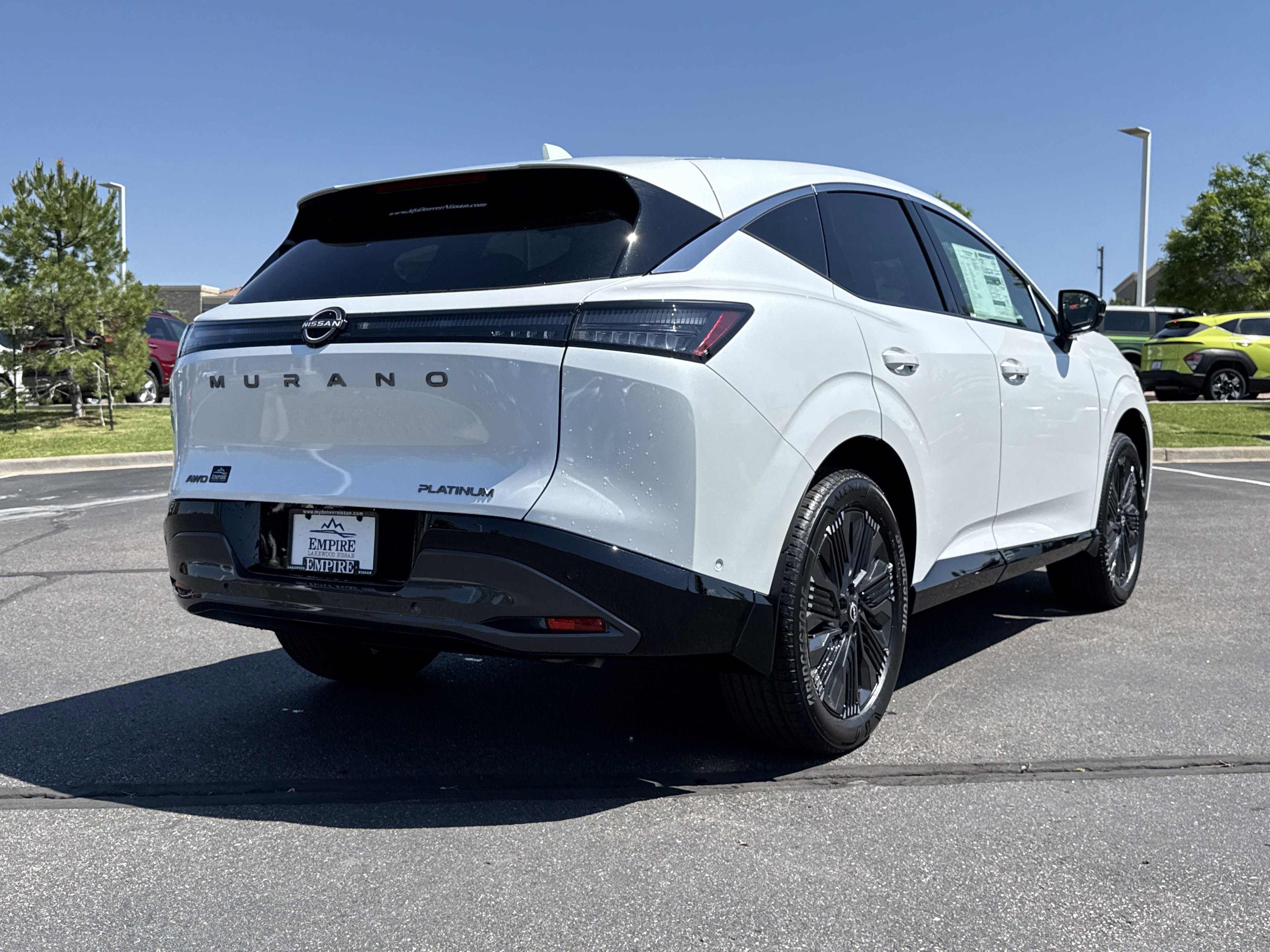 2025 Nissan Murano Platinum photo 2