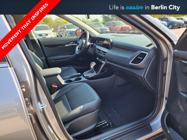 2026 Kia Seltos EX photo 7