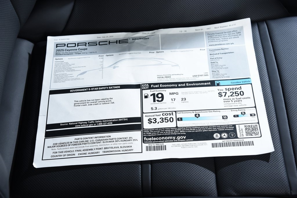 2025 Porsche Cayenne Coupe photo 39