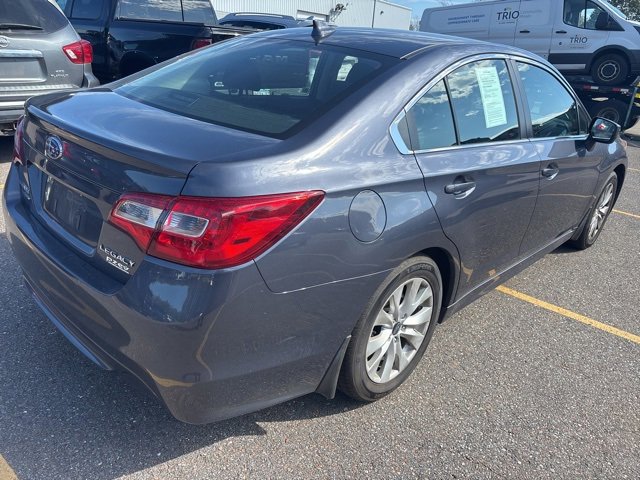 2017 Subaru Legacy Premium photo 4