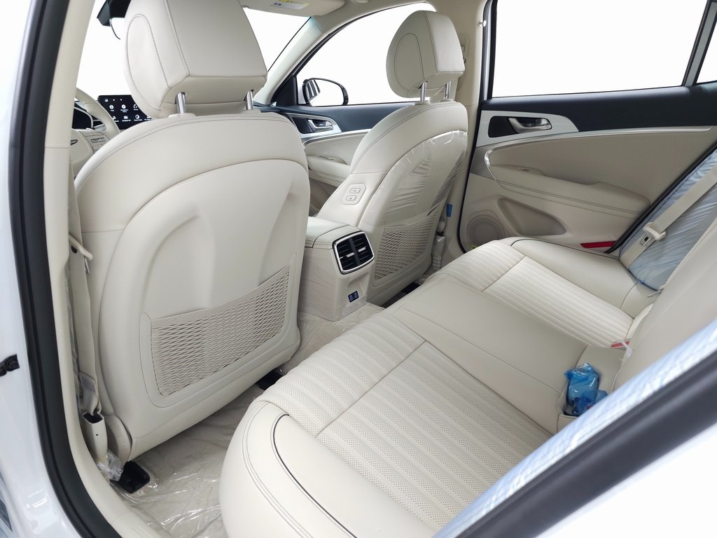2026 Genesis G70 2.5T Prestige AWD photo 26