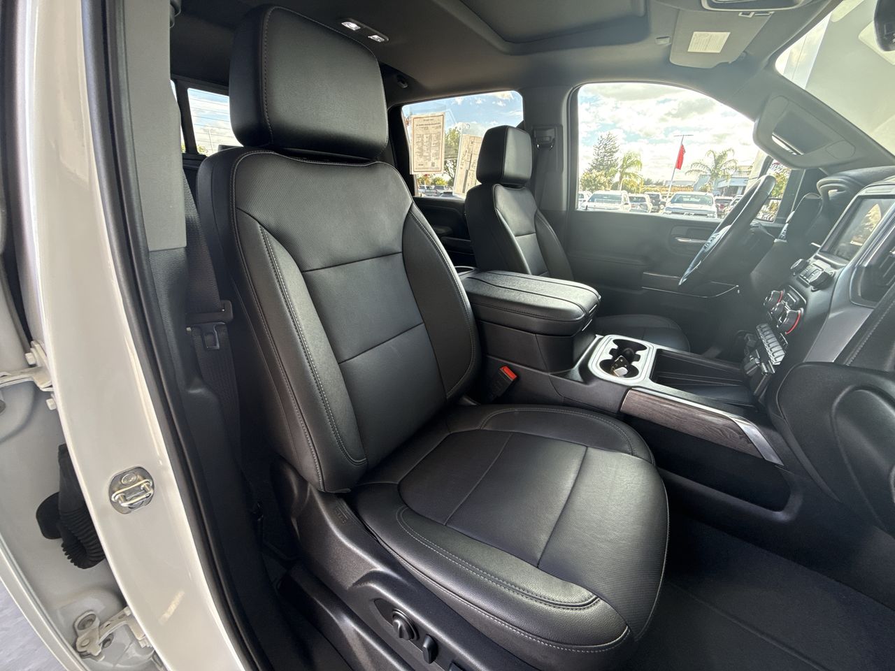 2023 Chevrolet Silverado 3500HD LTZ photo 18