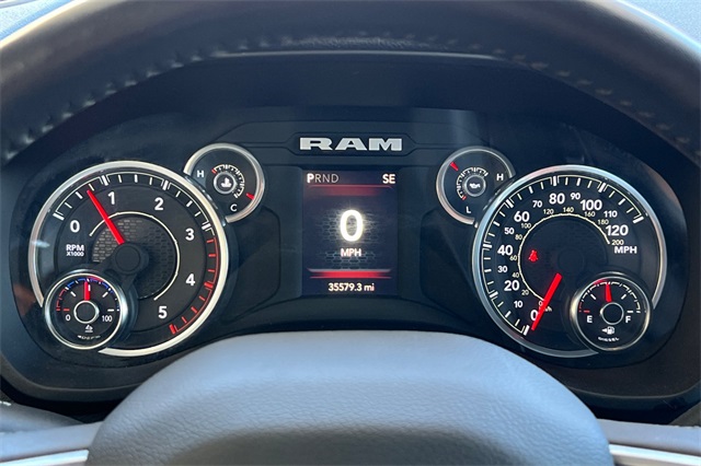 2024 Ram 2500 Big Horn photo 25
