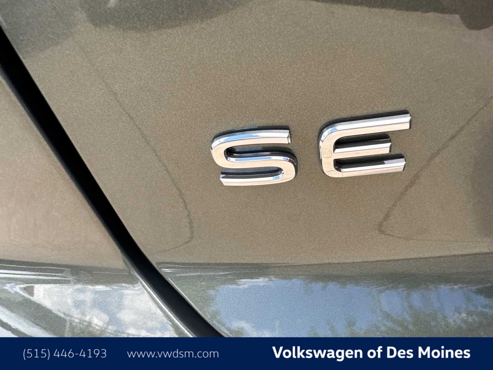 2026 Volkswagen Atlas Cross Sport SE Technology photo 6