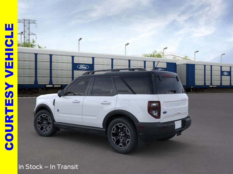 2025 Ford Bronco Sport Outer Banks photo 3