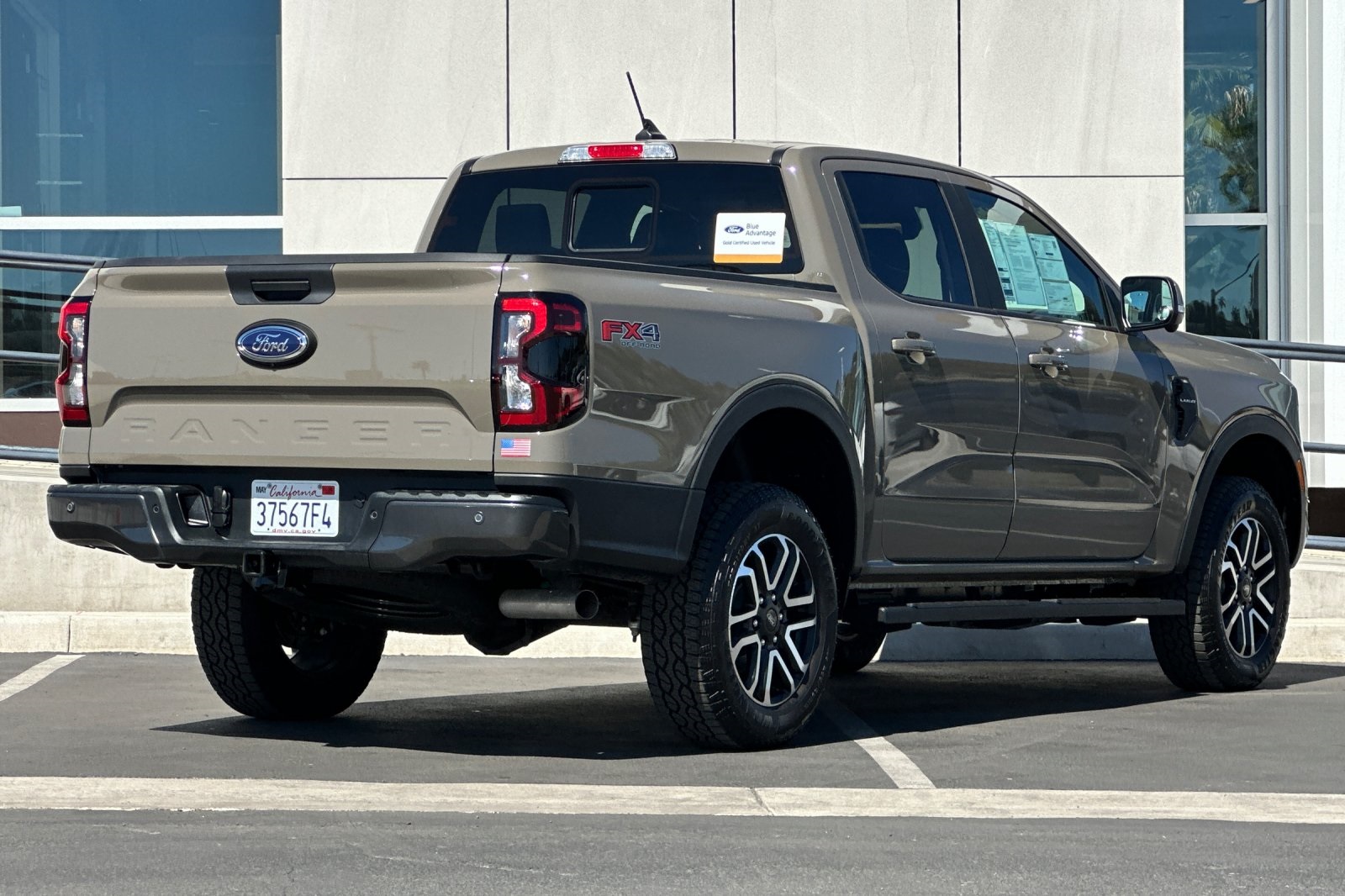 2025 Ford Ranger Lariat photo 3