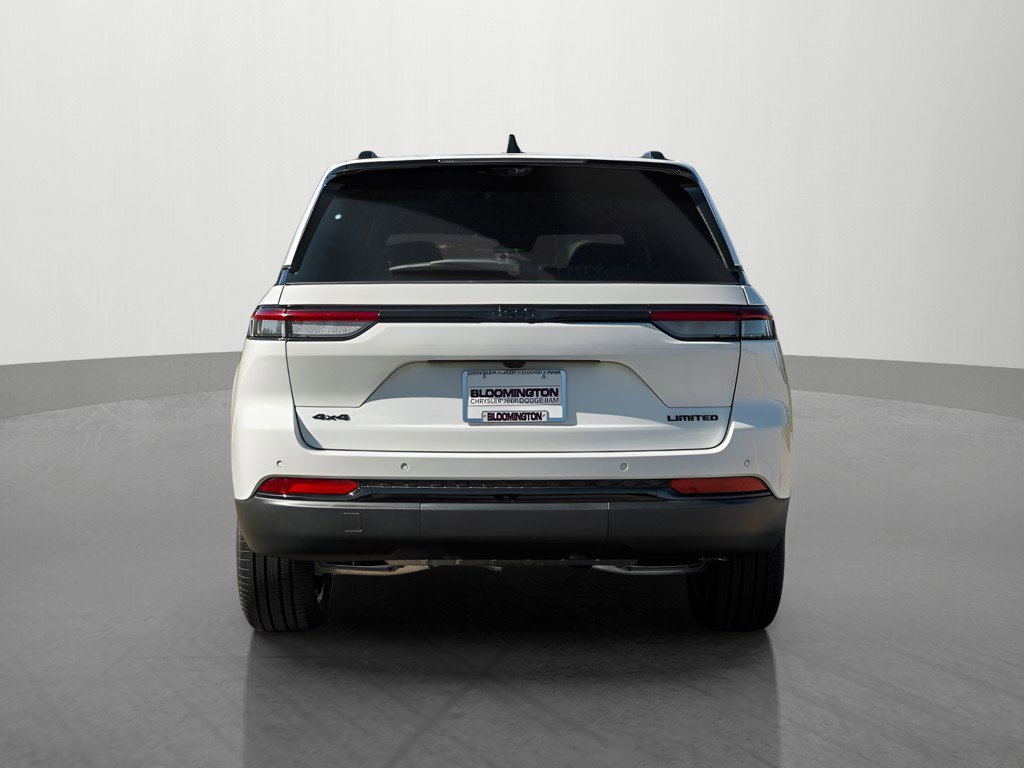 2025 Jeep Grand Cherokee Limited photo 4