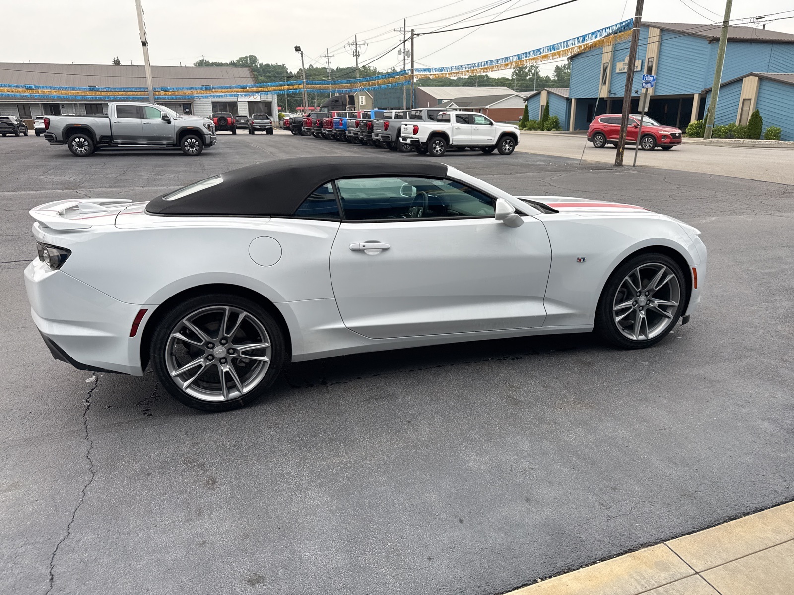 2024 Chevrolet Camaro 1LT photo 10