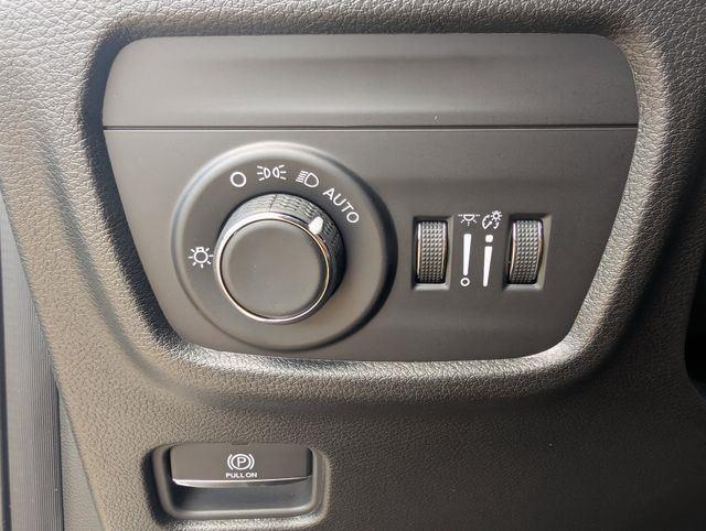 2025 Jeep Grand Cherokee Laredo X photo 23