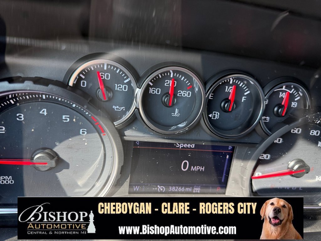 2022 Chevrolet Silverado 2500HD LT photo 3