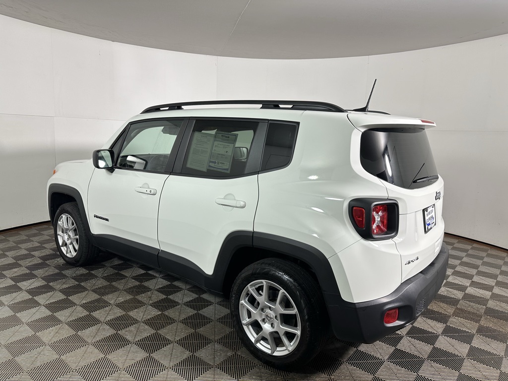 2022 Jeep Renegade Latitude photo 6