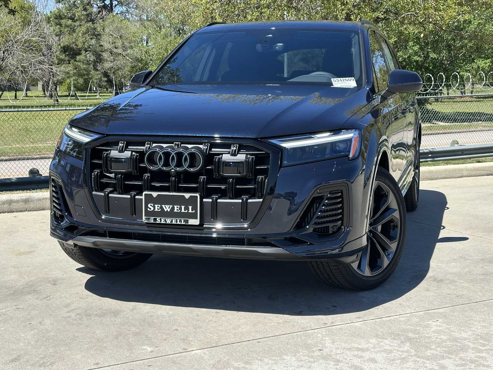 2025 Audi Q7 Premium Plus