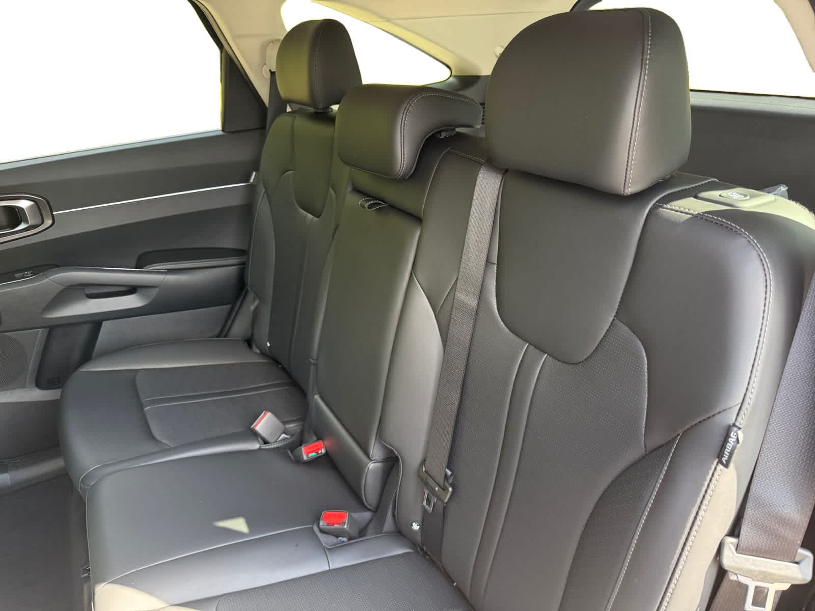 2026 Kia Sorento EX photo 13