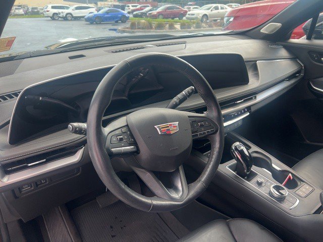 2024 Cadillac XT4 Premium Luxury photo 4