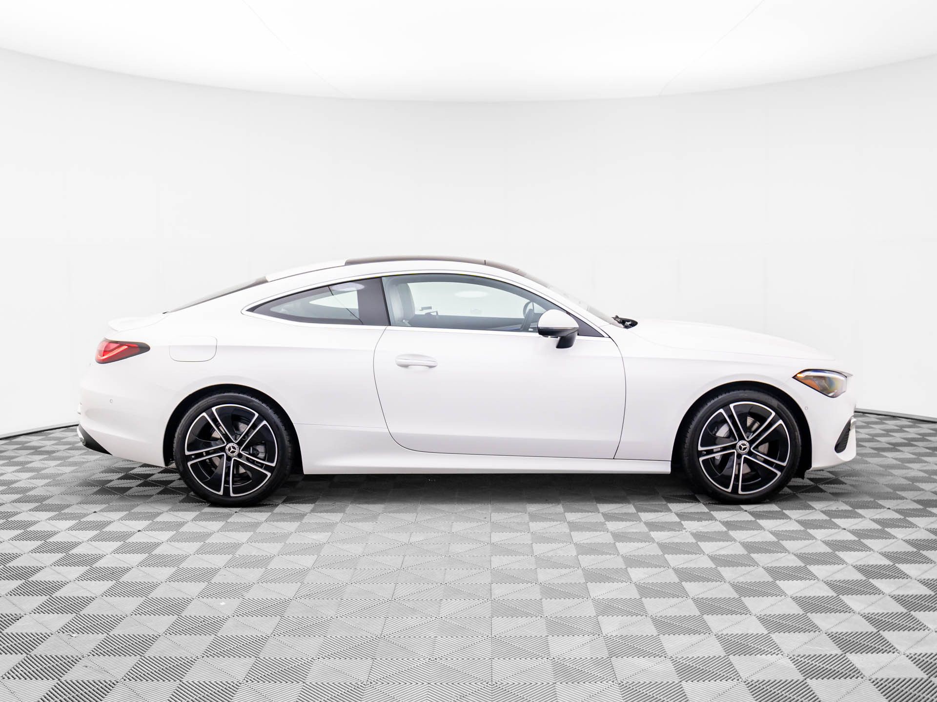 2026 Mercedes Benz CLE 300 4MATIC Coupe photo 4