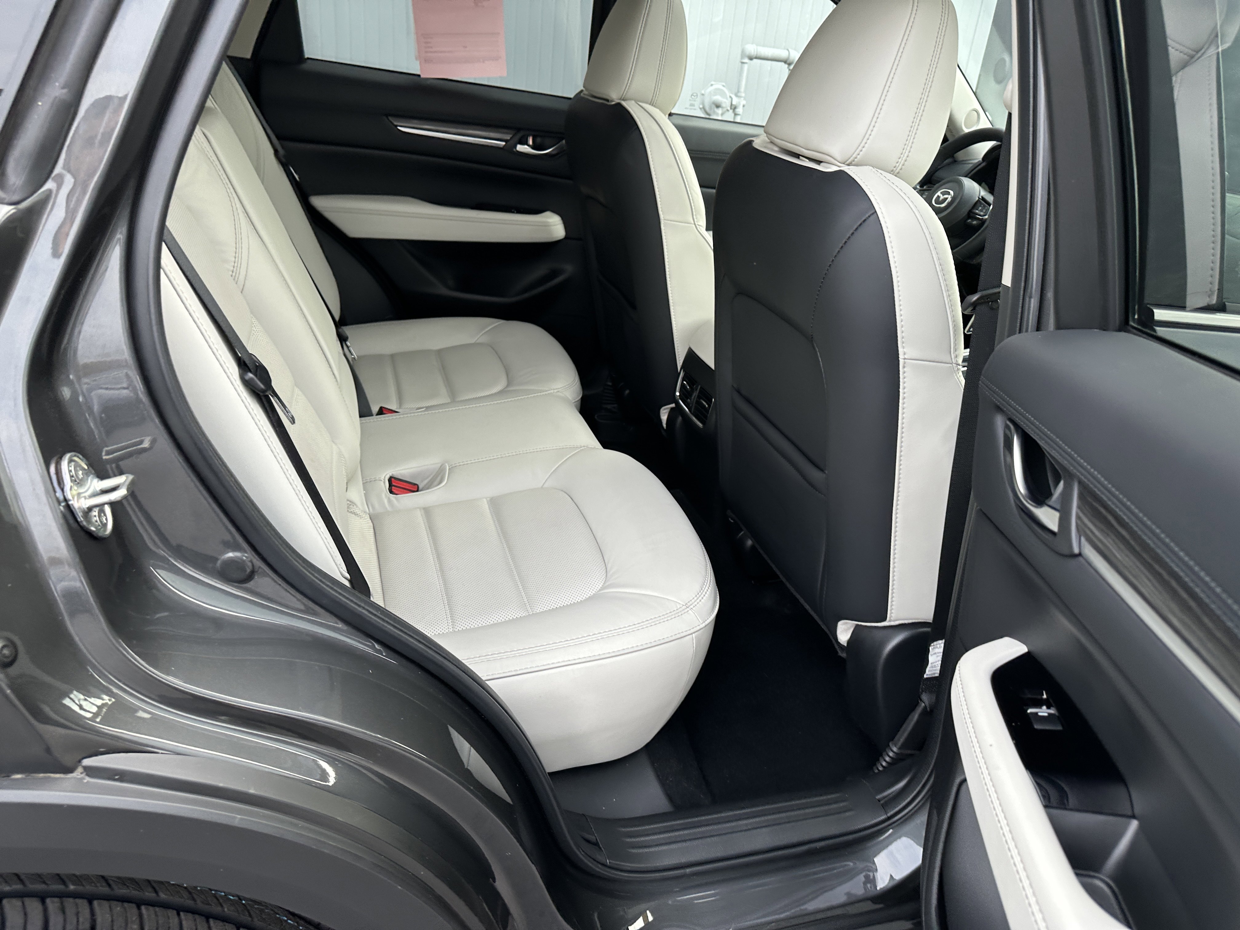 2023 Mazda CX-5 2.5 S Premium photo 3