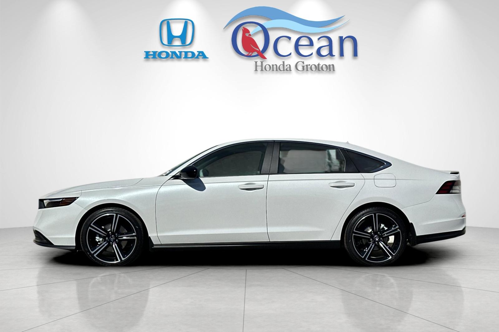 2025 Honda Accord Hybrid Sport photo 2