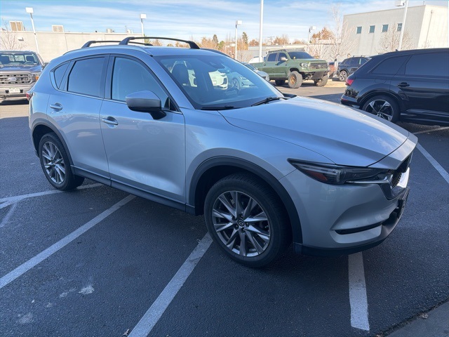 2019 Mazda CX-5 Grand Touring photo 2