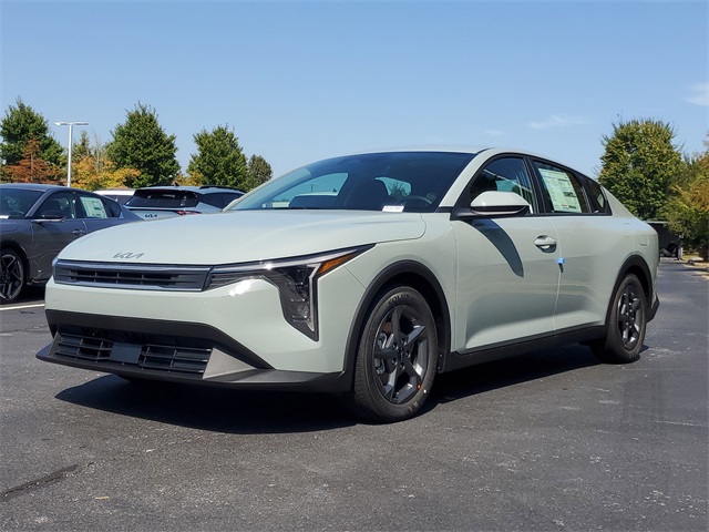2025 Kia K4 LXS photo 30