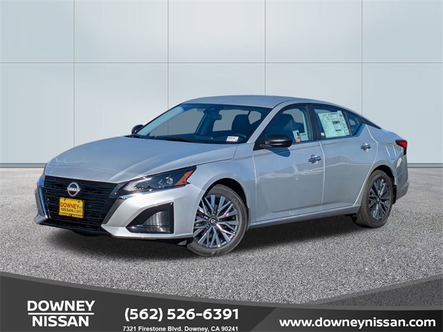 2025 Nissan Altima SV's photo