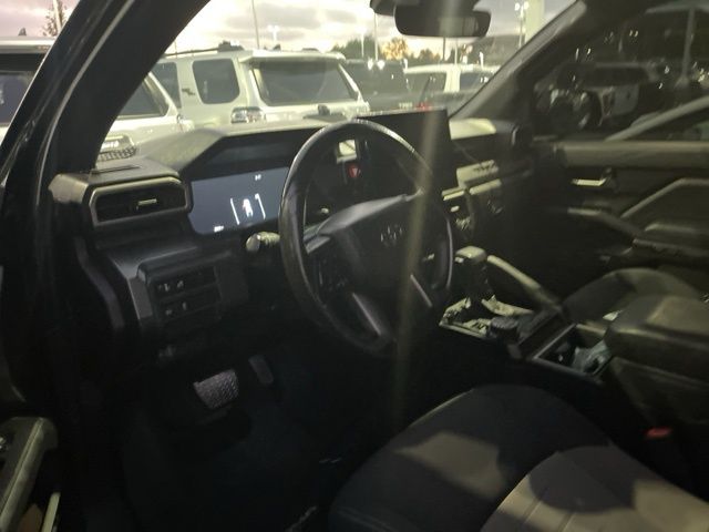 2024 Toyota Tacoma TRD Off-Road photo 4