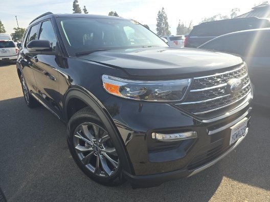 2022 Ford Explorer XLT's photo