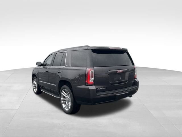 2017 Gmc Yukon SLT photo 3