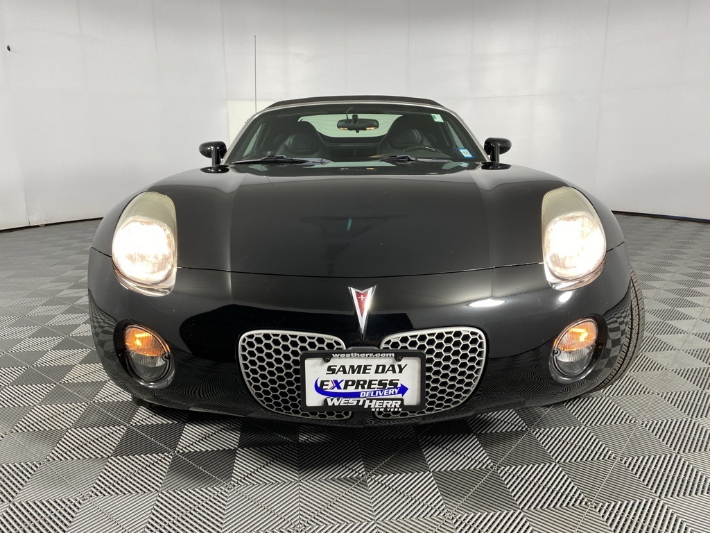 2007 Pontiac Solstice Base Convertible photo 11