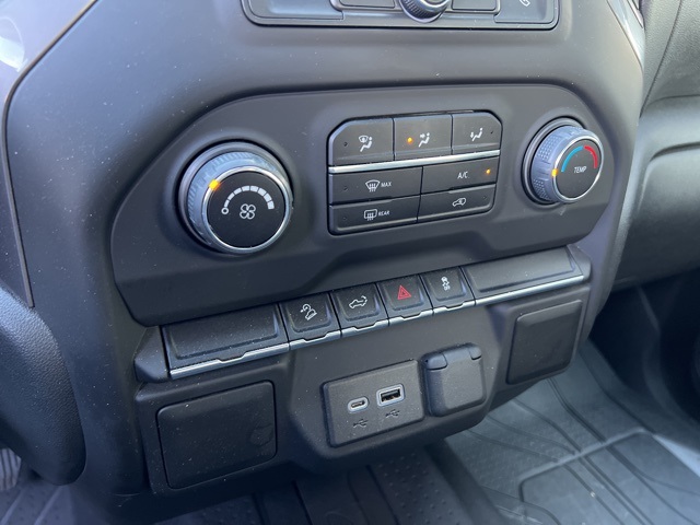 2021 Chevrolet Silverado 1500 Custom Trail Boss photo 29