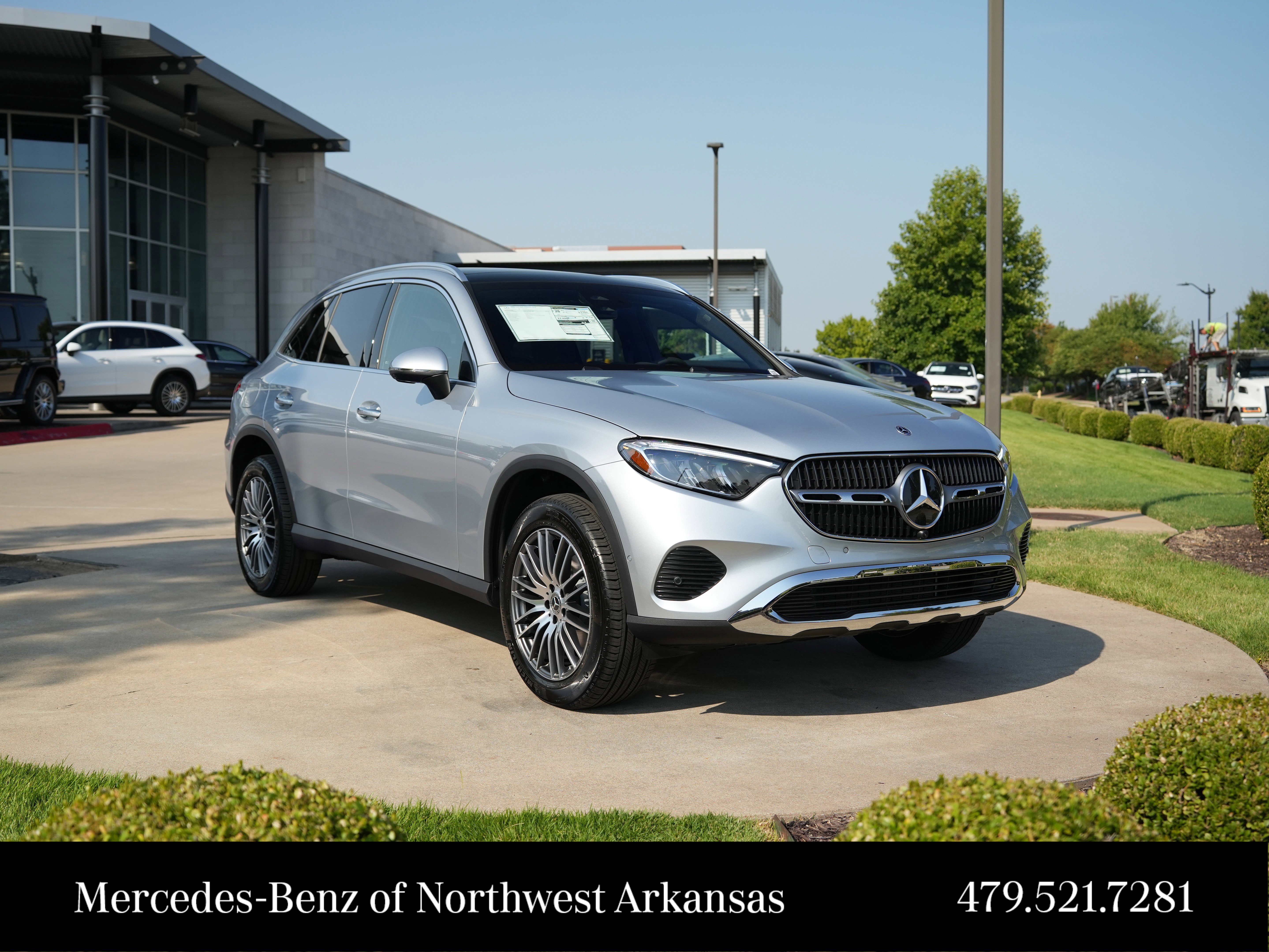 2026 Mercedes-Benz GLC Base's photo