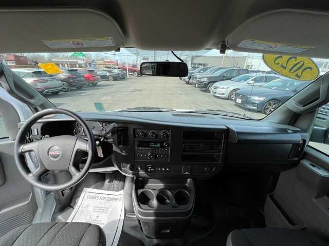 2023 Gmc Savana 2500 Cargo photo 25