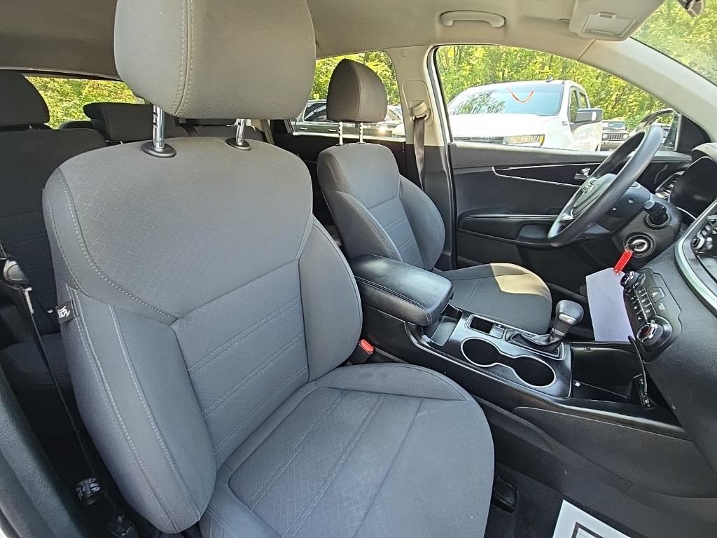2019 Kia Sorento L photo 15