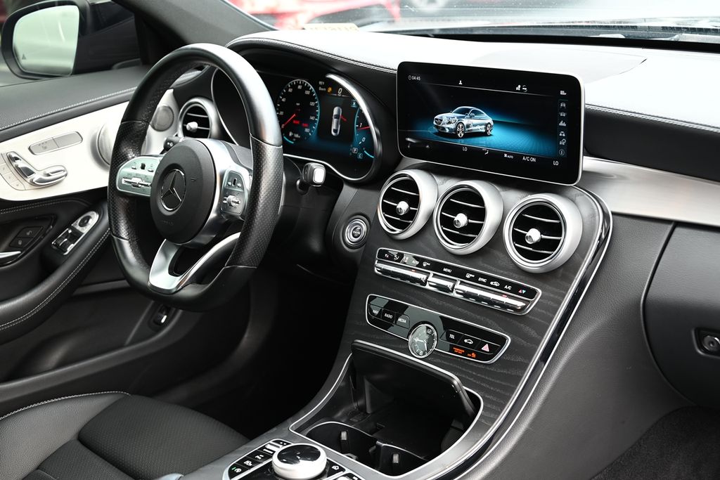 2022 Mercedes Benz C 300 photo 12
