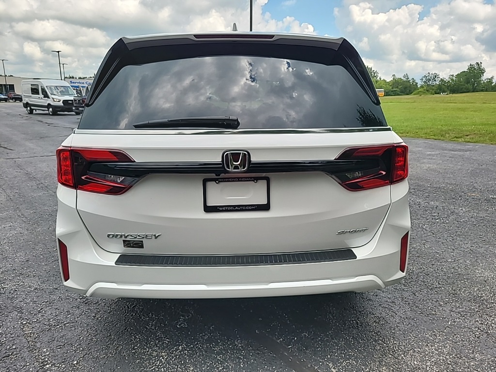 2025 Honda Odyssey photo 4