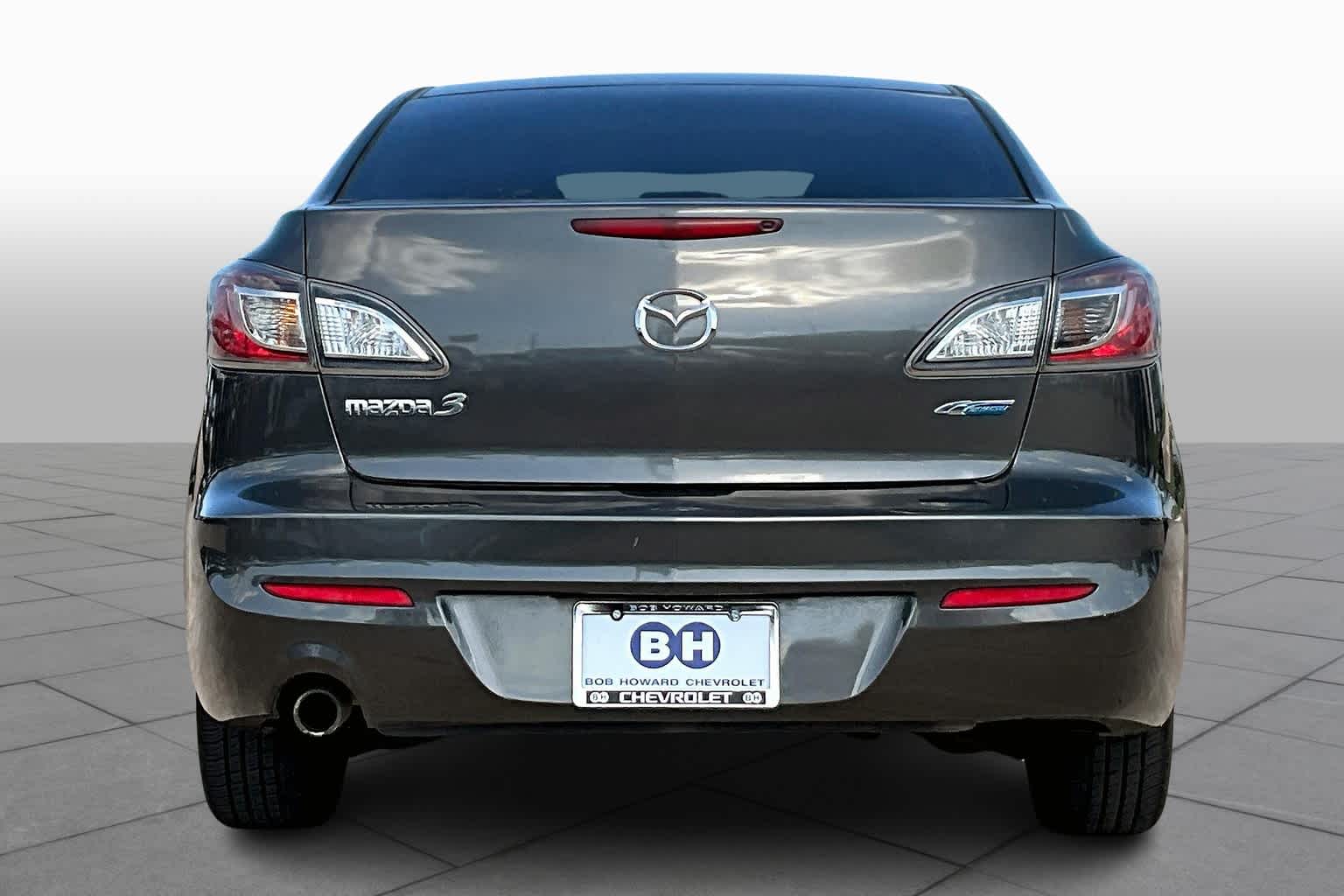 2013 Mazda Mazda3 Grand Touring photo 3